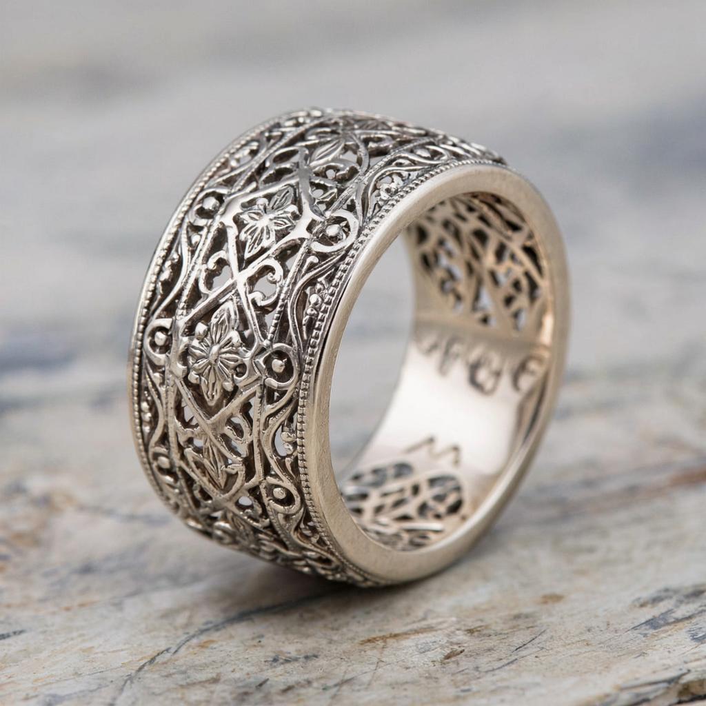 Как наносится гравировка на кольцо?